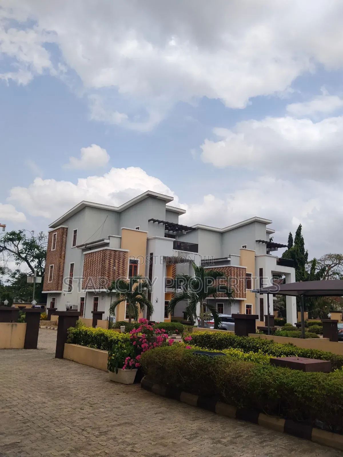 5bdrm Duplex in Ikeja Lagos for rent in Ikeja GRA
