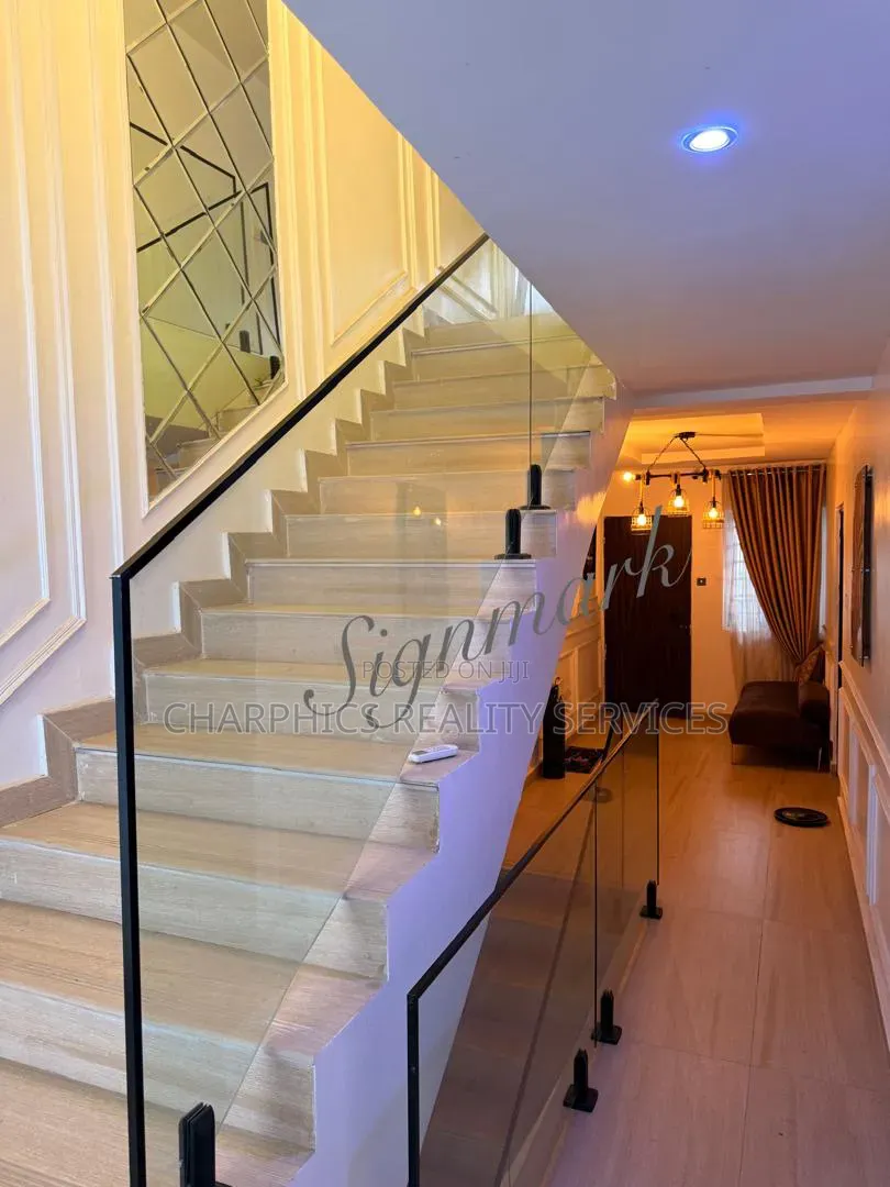 Furnished 4bdrm Duplex in Western Avenue for sale in Western Avenue