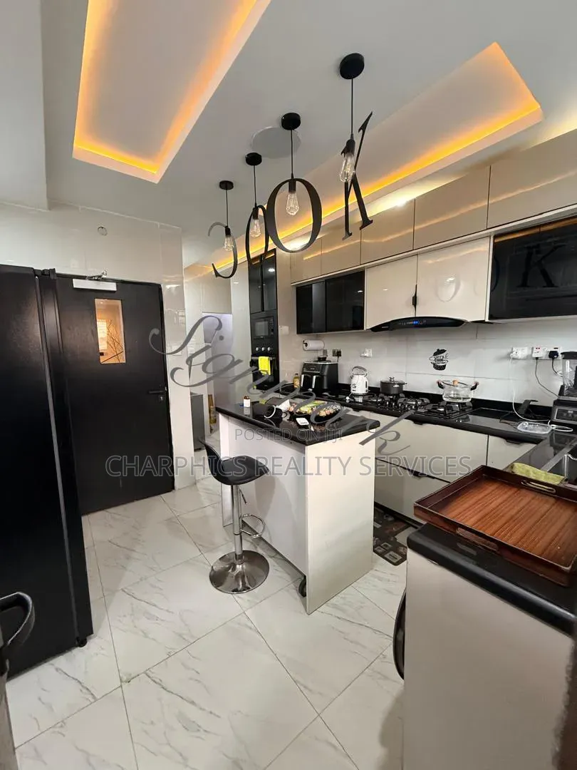 Furnished 4bdrm Duplex in Western Avenue for sale in Western Avenue