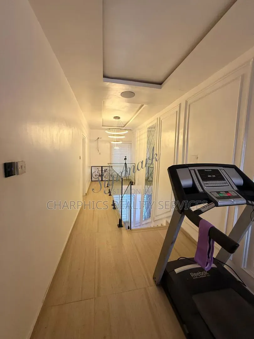 Furnished 4bdrm Duplex in Western Avenue for sale in Western Avenue