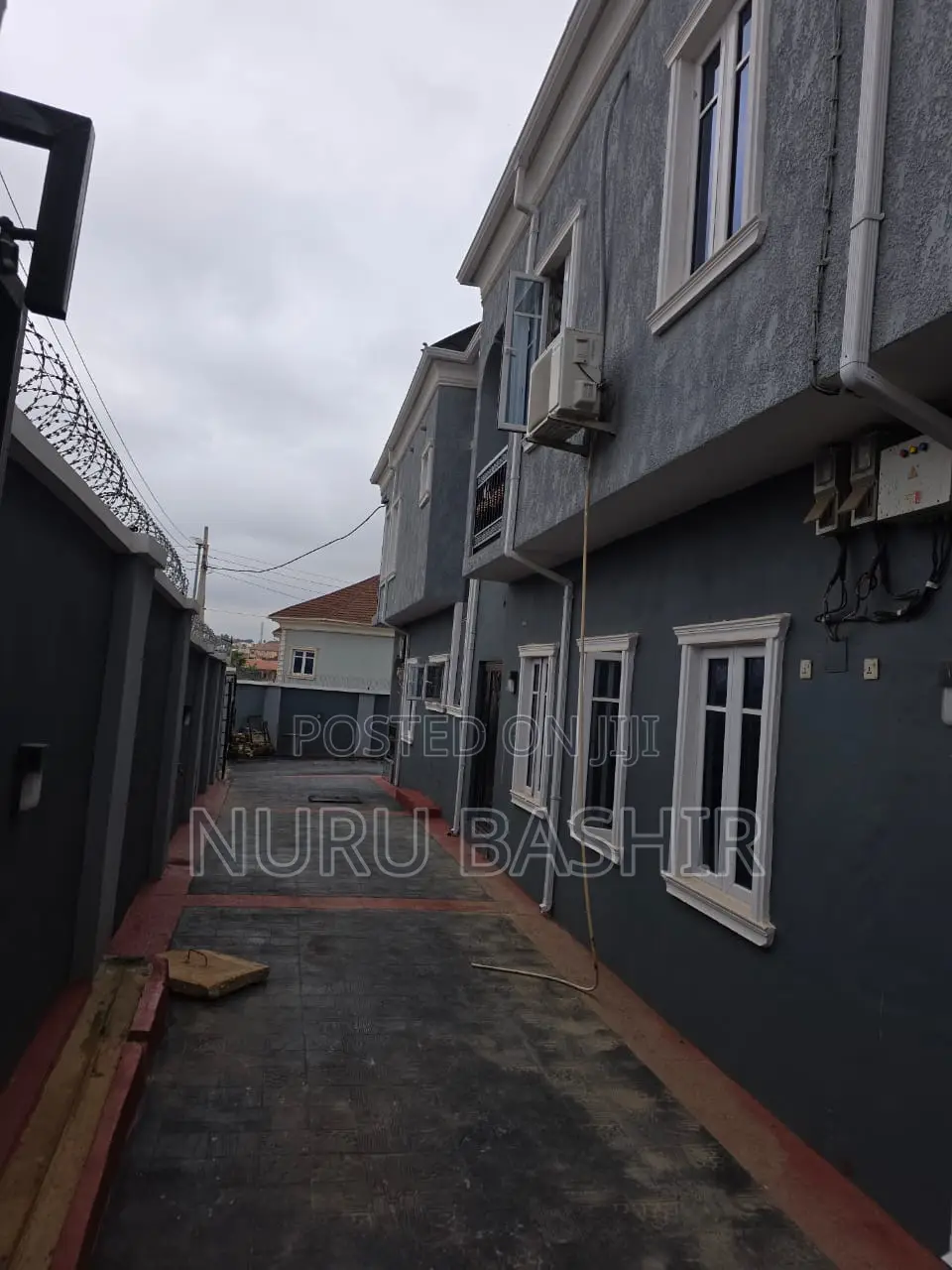 2bdrm Block of Flats in Oluode, Akala Express for rent in Akala Express