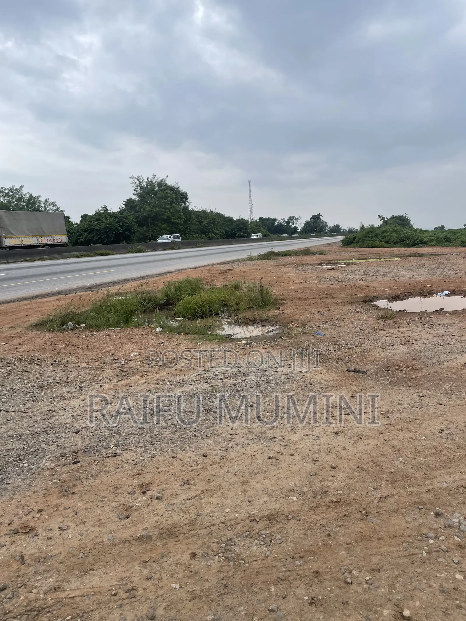 5 Acres of Land on Lagos Ibadan Express Way,150m Per Acre in Shimawa