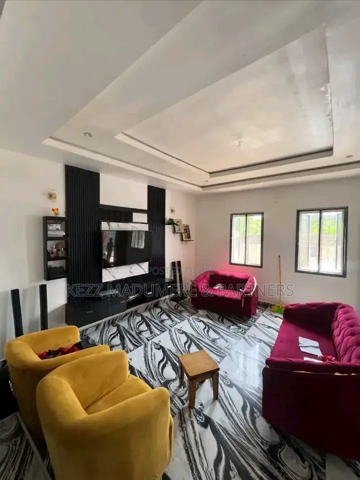 3bdrm Bungalow in Eneka , Port for sale in Eneka