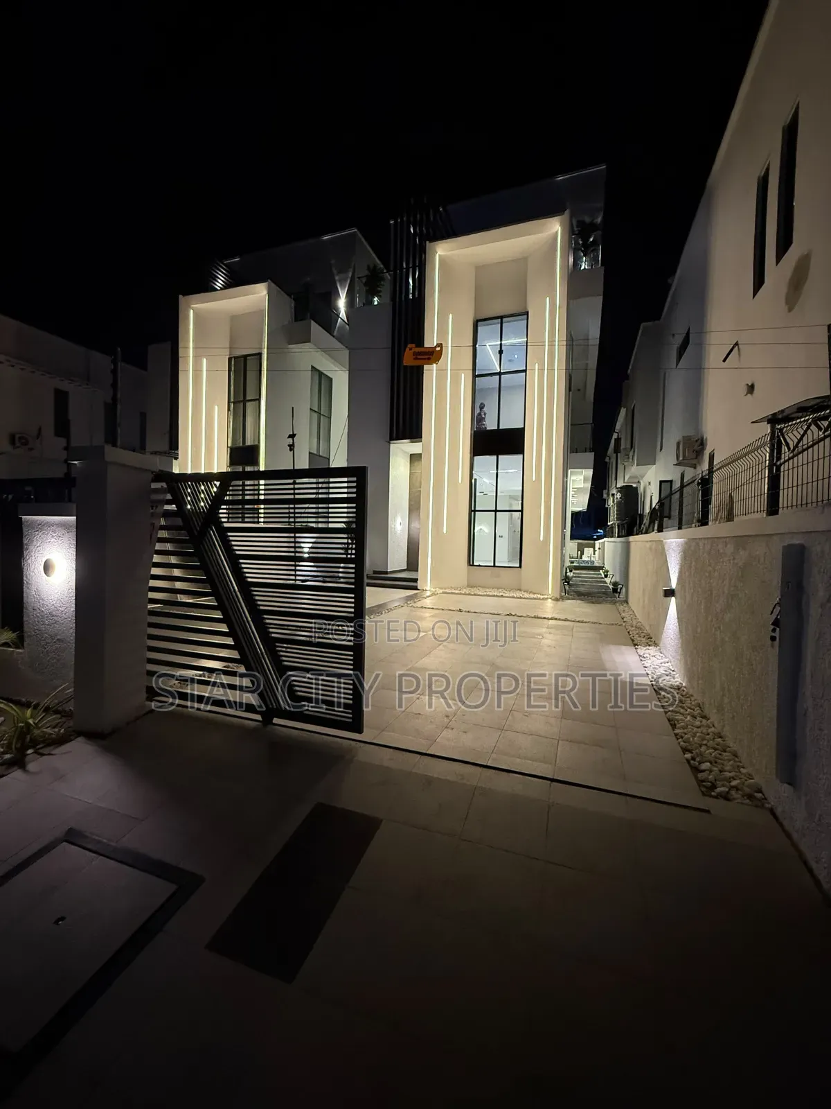 5bdrm Duplex in Orchid Lekki Lagos for sale in Lekki Expressway