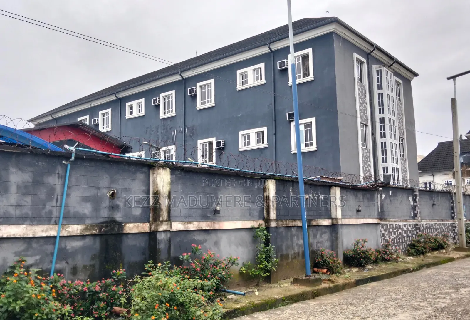 For Sale : 45 Rooms Hotel in Port Harcourt in New Layout