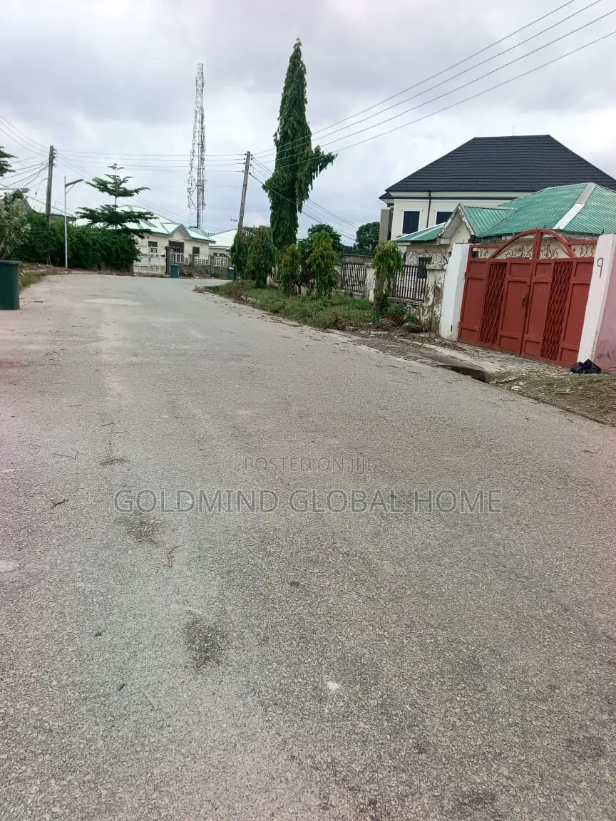 Estate Plot for 3bedroom Terrace Duplex in Apo for Sale in Apo Resettlement
