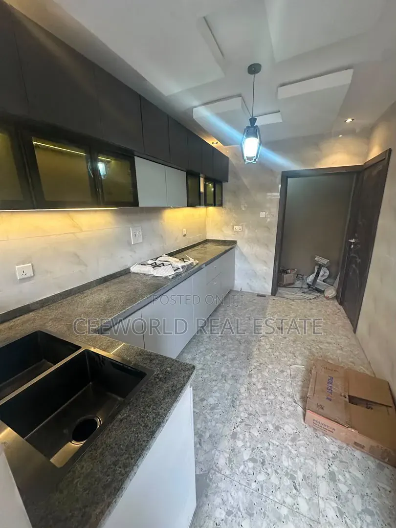 3bdrm Bungalow in Akala Way Akobo for rent in Akobo