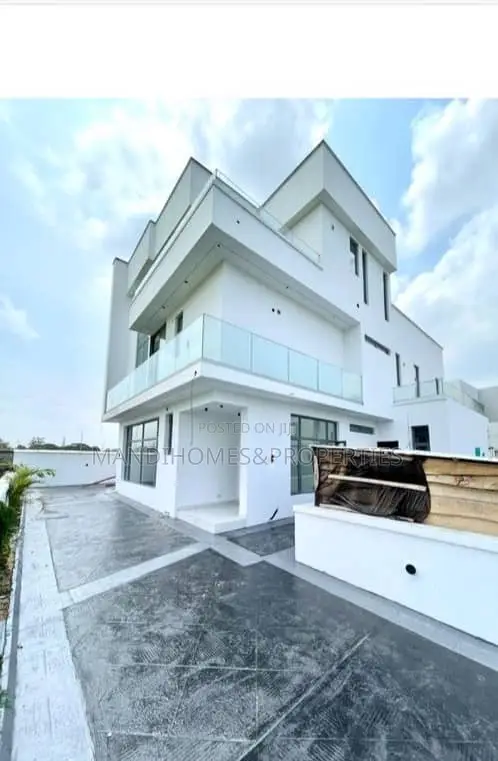 5bdrm Duplex in Royal Garden Estate, Ajah for sale in Ajah