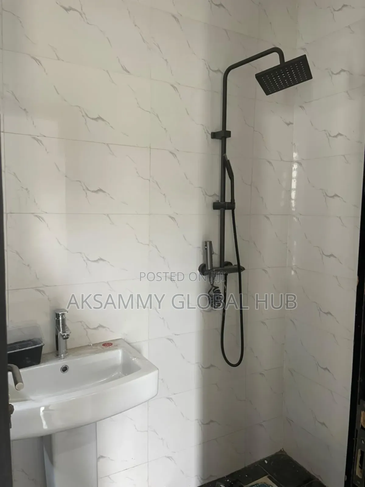4bdrm Duplex in Lere Adigun, Ibadan for rent in Ibadan