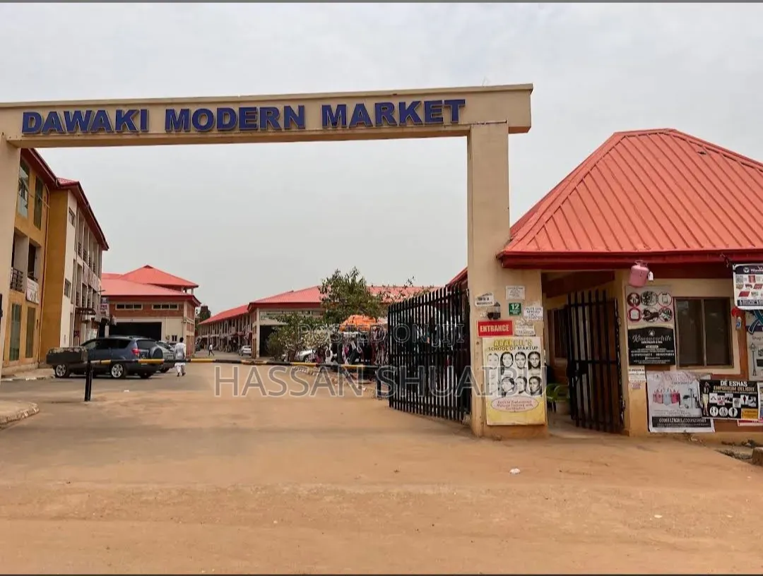 Prime Commercial Shop Space in Dawaki Modern Market in Dawaki