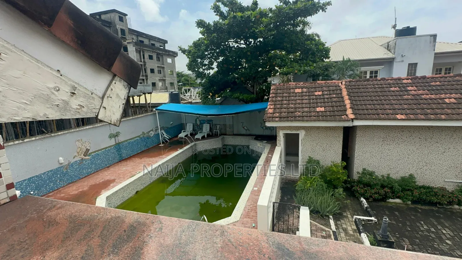 8 Bedroom Duplex on 1000sqm at Oniru Estate for Office Use in Victoria Island Extension