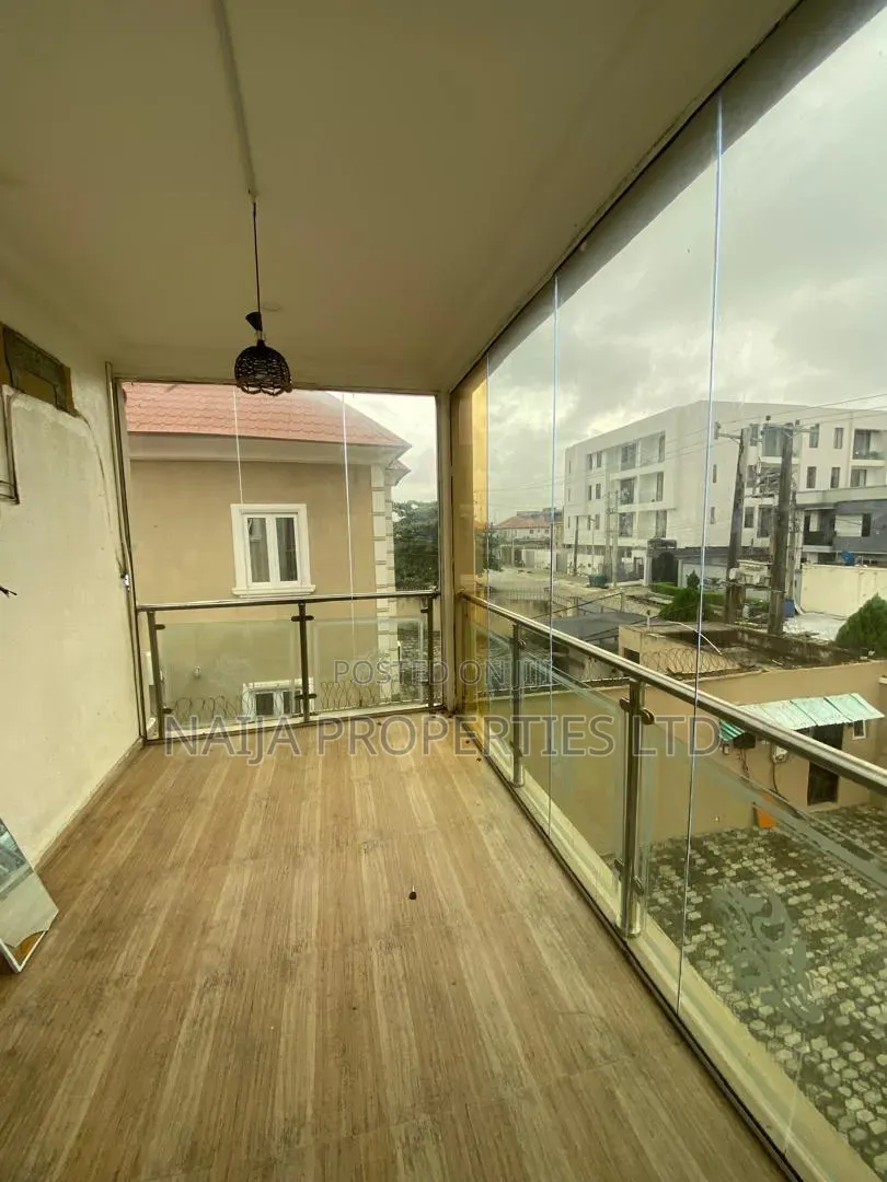 4 Bedroom Duplex at Lekki Phase 1 Right for Office Use in Lekki Phase 1
