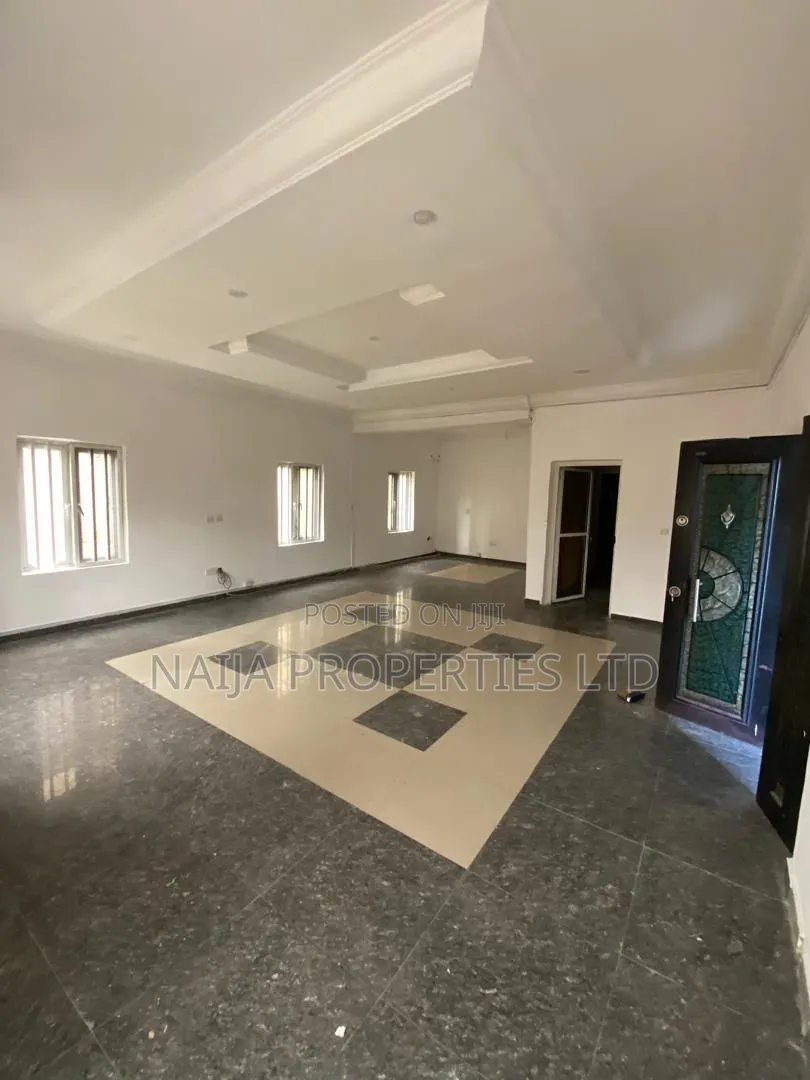4 Bedroom Duplex at Lekki Phase 1 Right for Office Use in Lekki Phase 1