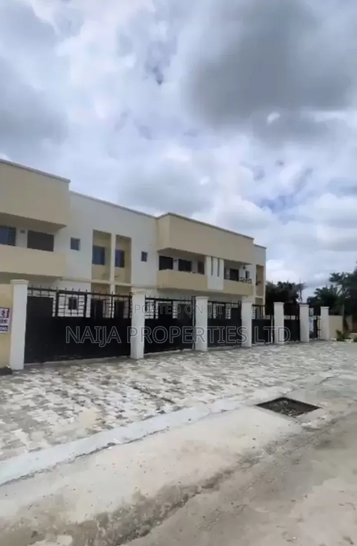 2bdrm Apartment in Abijo Gra for sale in Abijo