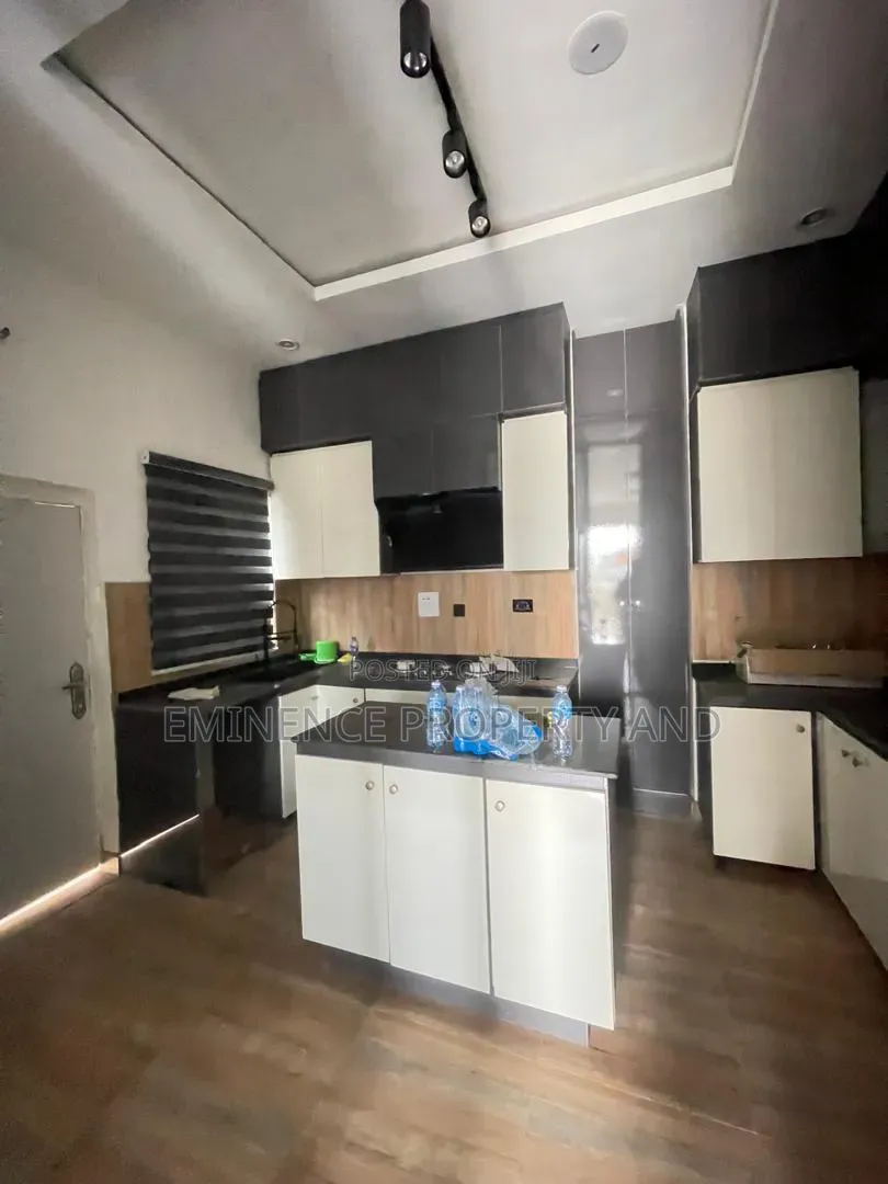 Furnished 4bdrm Duplex in Ikota for rent in Ikota