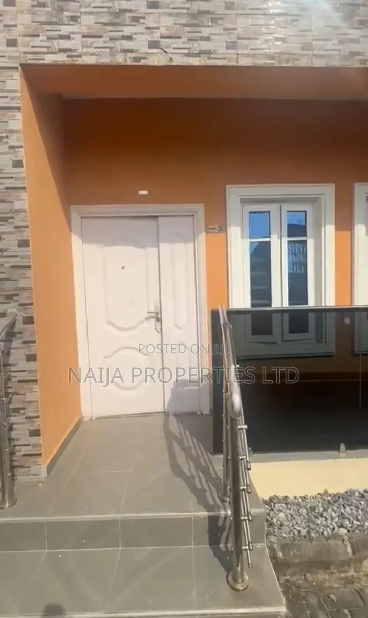 3bdrm Apartment in Abijo Gra for sale in Abijo