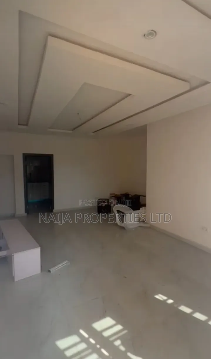 3bdrm Apartment in Abijo Gra for sale in Abijo
