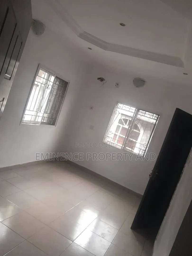 3bdrm Apartment in Osapa london for rent in Osapa london