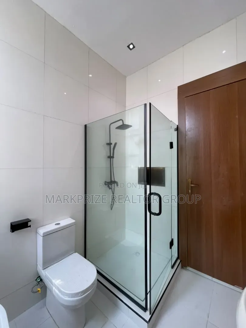 4bdrm Duplex in Ikota Lekki Lagos for sale in Ikota