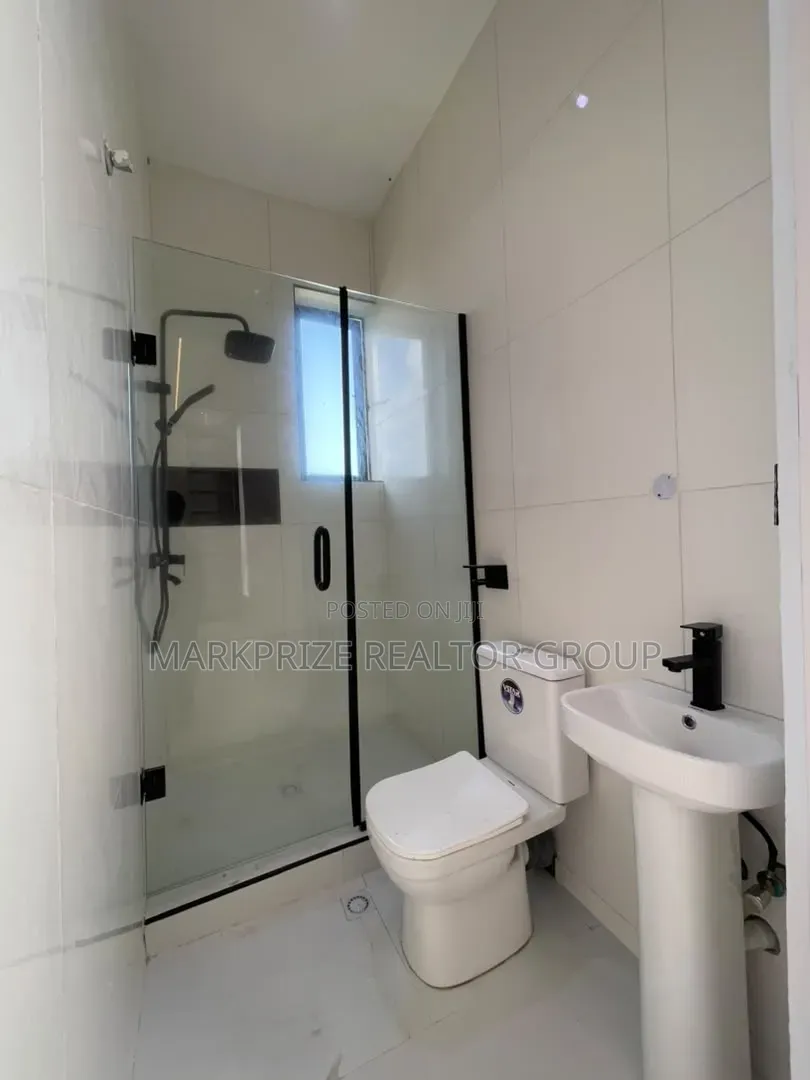 4bdrm Duplex in Ikota Lekki Lagos for sale in Ikota