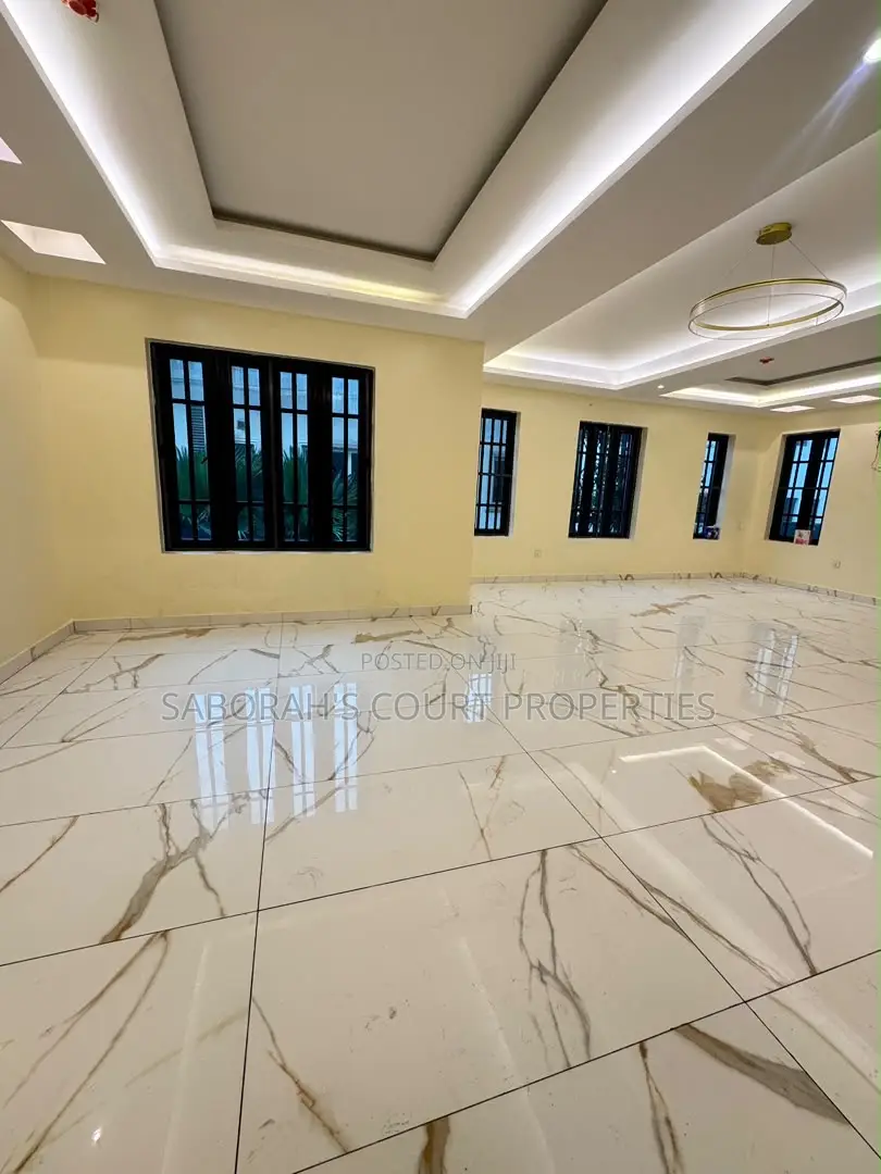 6bdrm Townhouse / Terrace in Onikoyi, Banana Island for rent in Banana Island