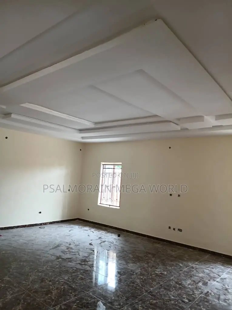 4bdrm Bungalow in Ayegbami, Akala Express for rent in Akala Express