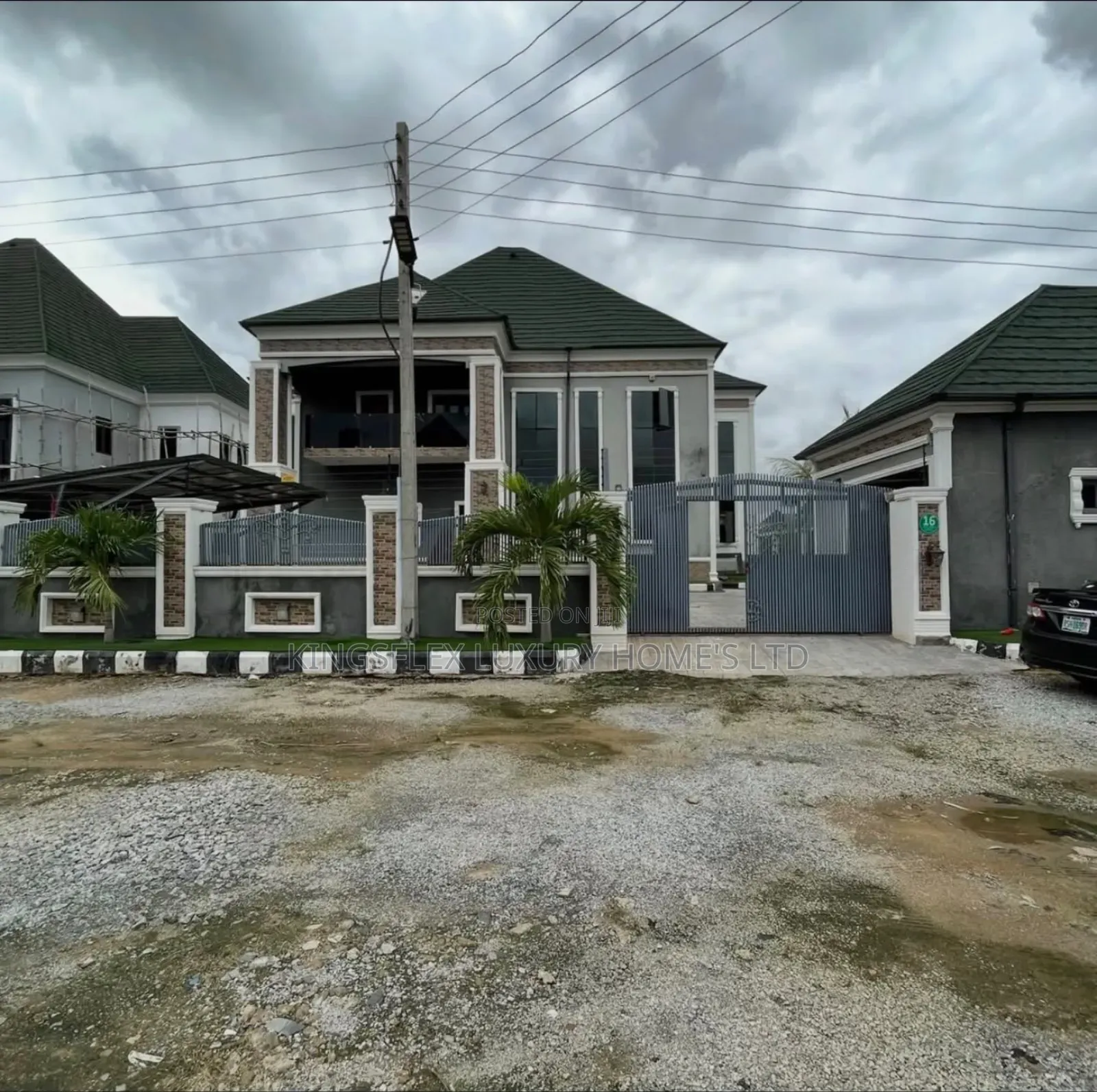 5bdrm Duplex in Estate, Sabon Lugbe for sale in Sabon Lugbe