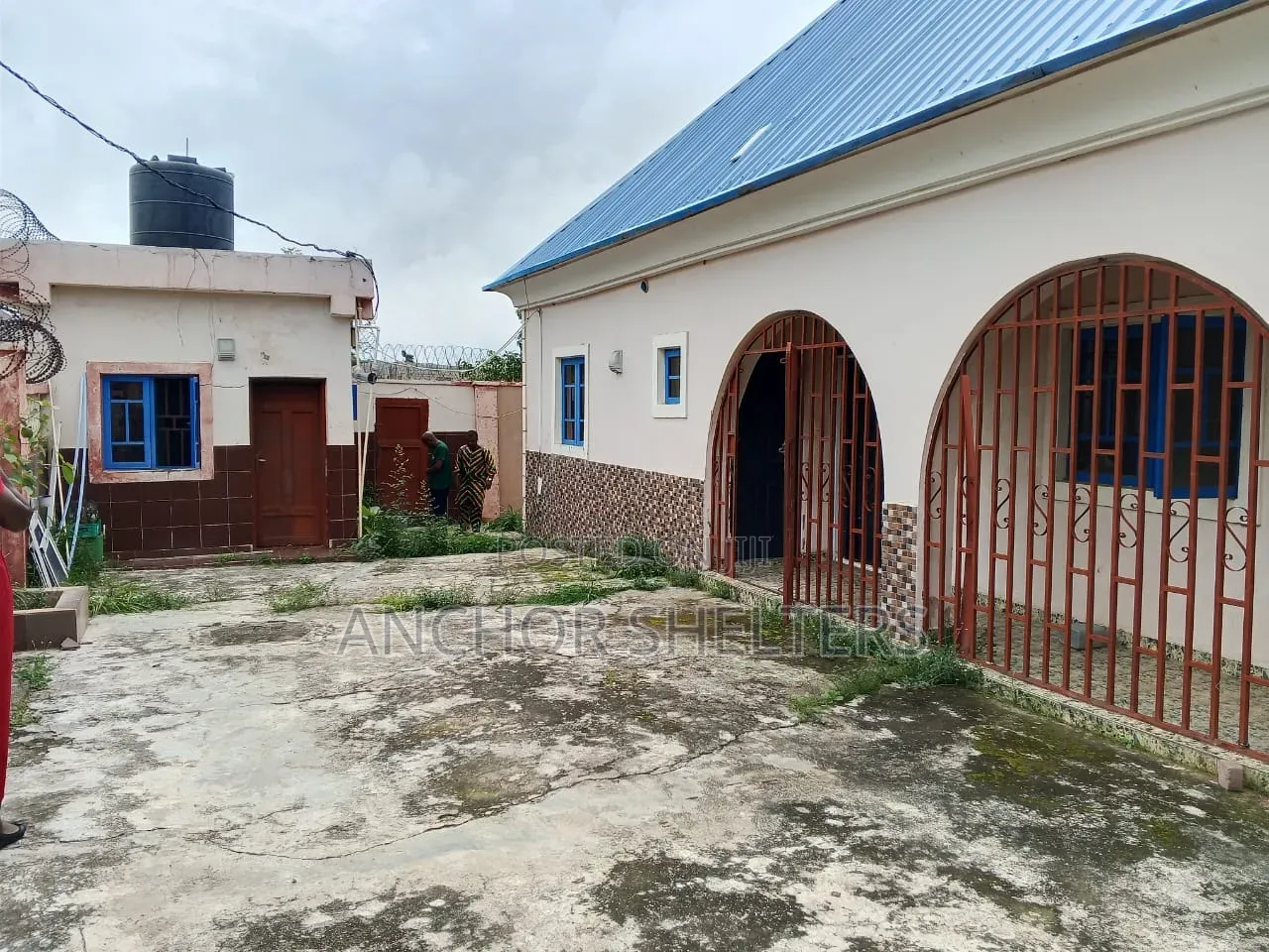 3bdrm Bungalow in 1000 Unit Pegi Kuje for sale in Kuje
