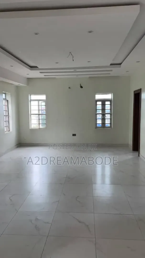 4bdrm Duplex in Magodo for rent in Magodo Isheri