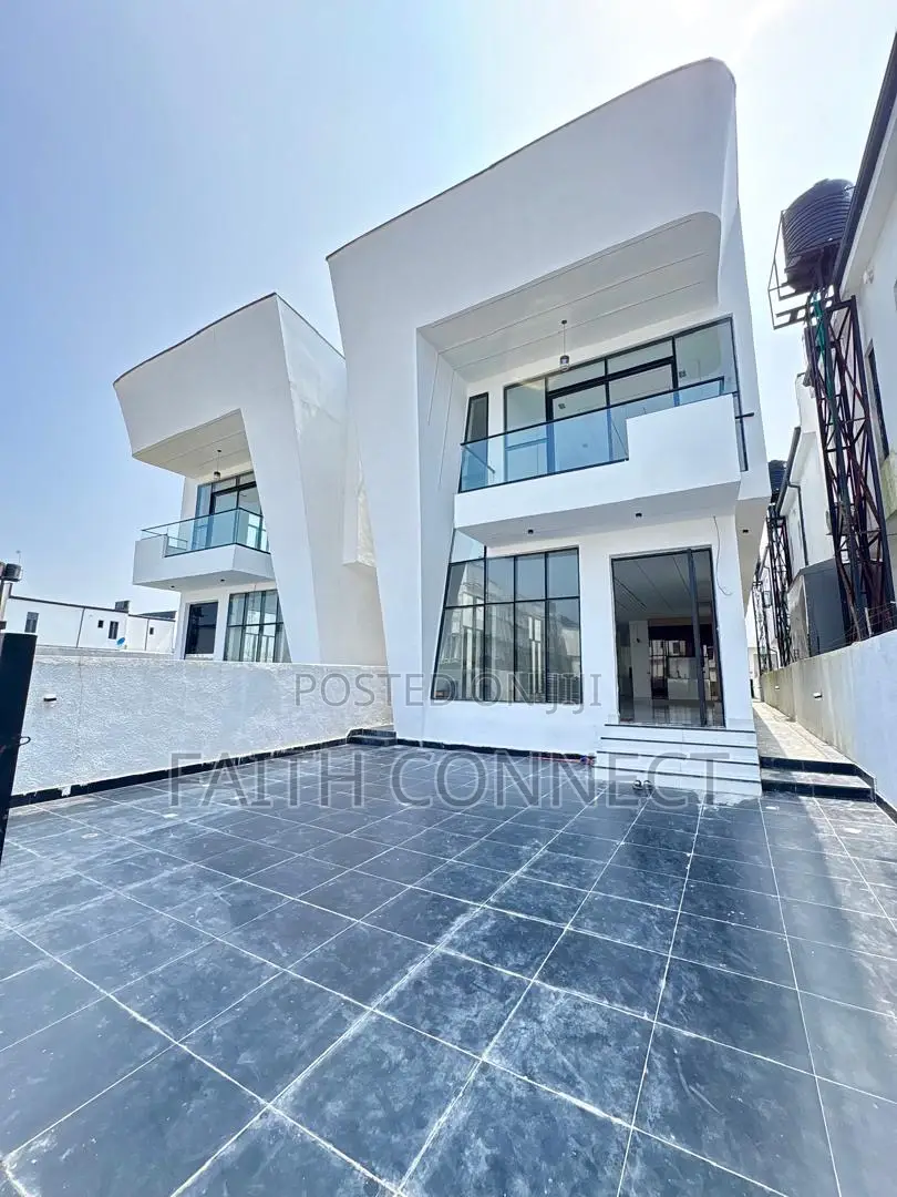 5bdrm Duplex in Ajah for sale in Ajah