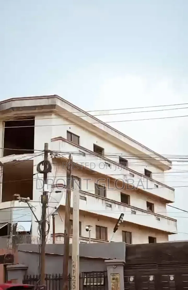 4 Storey Commercial Building in Adeniyi Jones