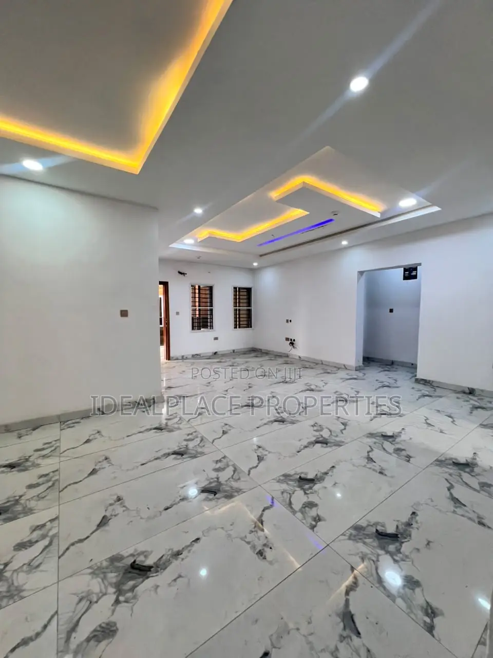 2bdrm Apartment in Lekki Phase 1 for sale in Lekki Phase 1