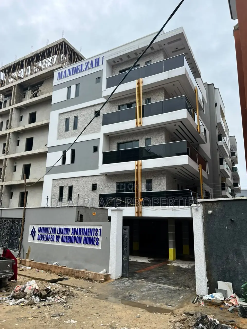 3bdrm Apartment in Lekki Phase 1 for sale in Lekki Phase 1