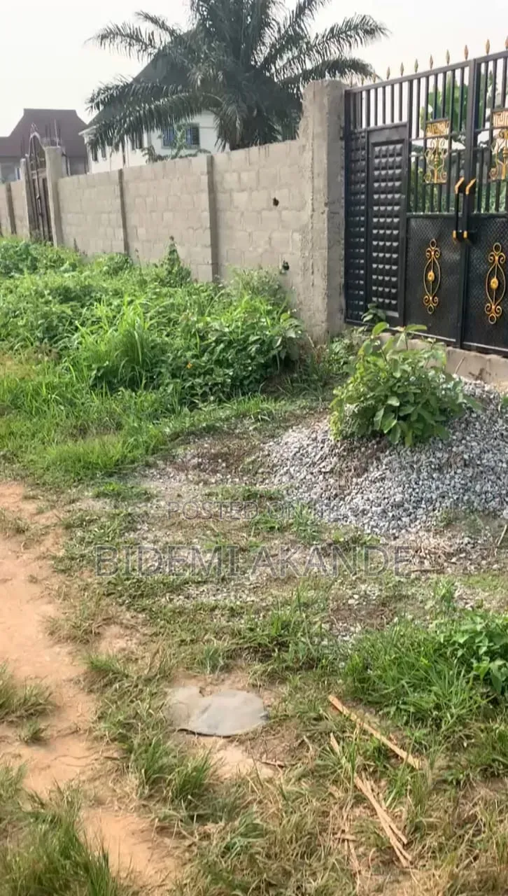 4bdrm Bungalow in Mowe, Obafemi-Owode for sale in Obafemi-Owode