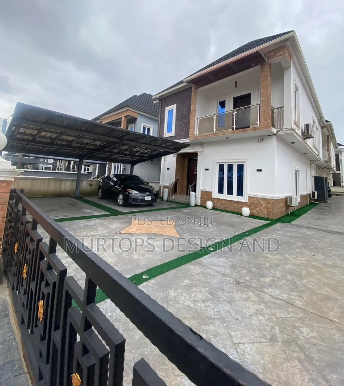 5bdrm Duplex in Megamond, Ikota for sale in Ikota