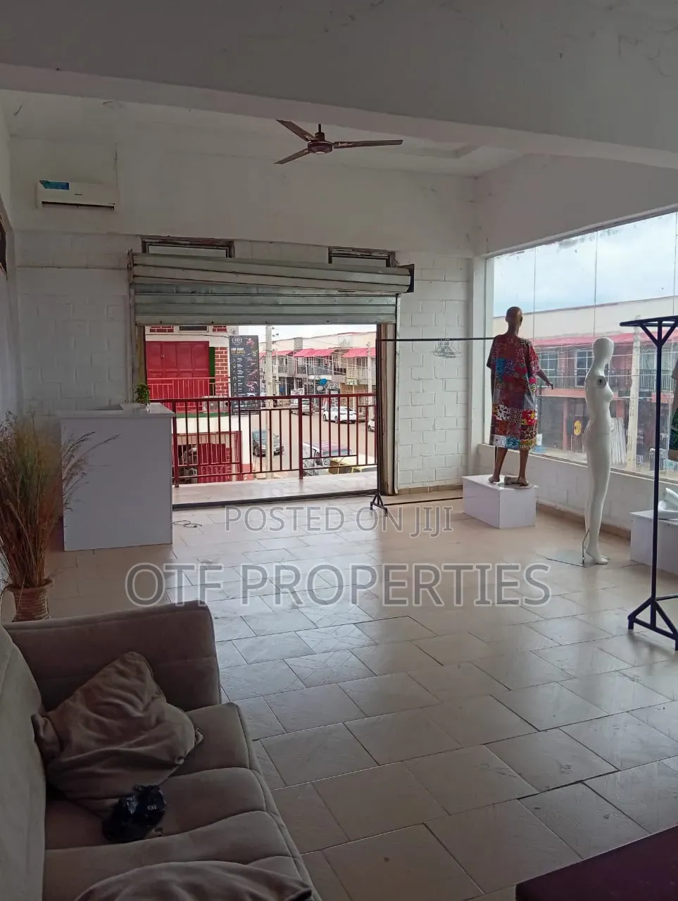 Well Suited Office or Shop in Fo1 Market in Kubwa