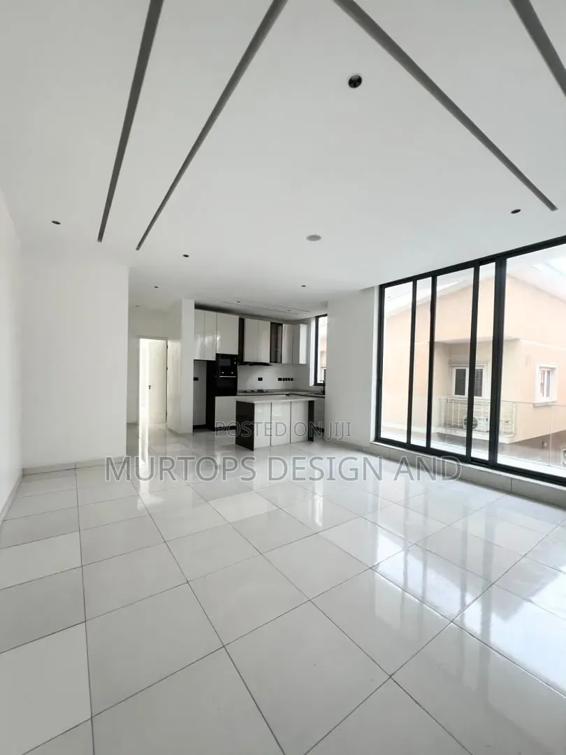 2bdrm Apartment in Victoria Island Extension for sale in Victoria Island Extension