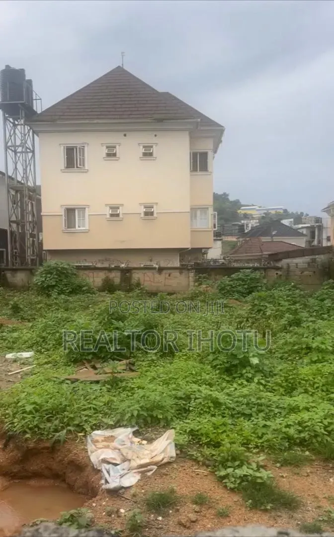 600sqm, Residential, FCDA C of O and Tarred Road in Dawaki