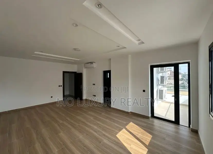 3bdrm Apartment in Ikoyi for rent in Ikoyi