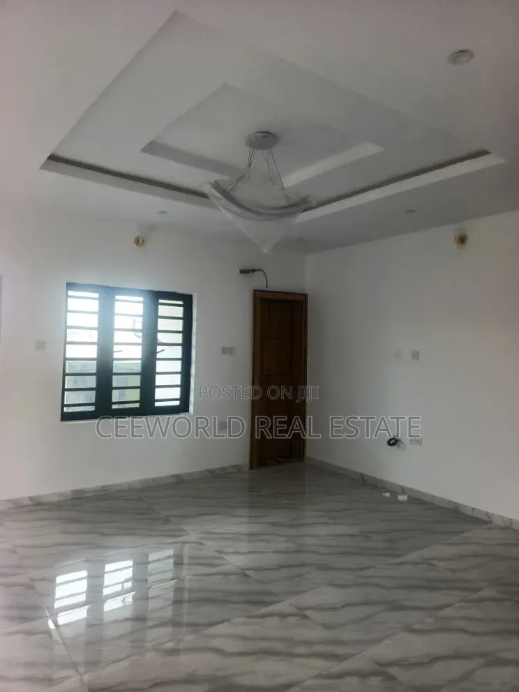 2bdrm Apartment in Orita Challenge for rent in CHallenge / Ibadan
