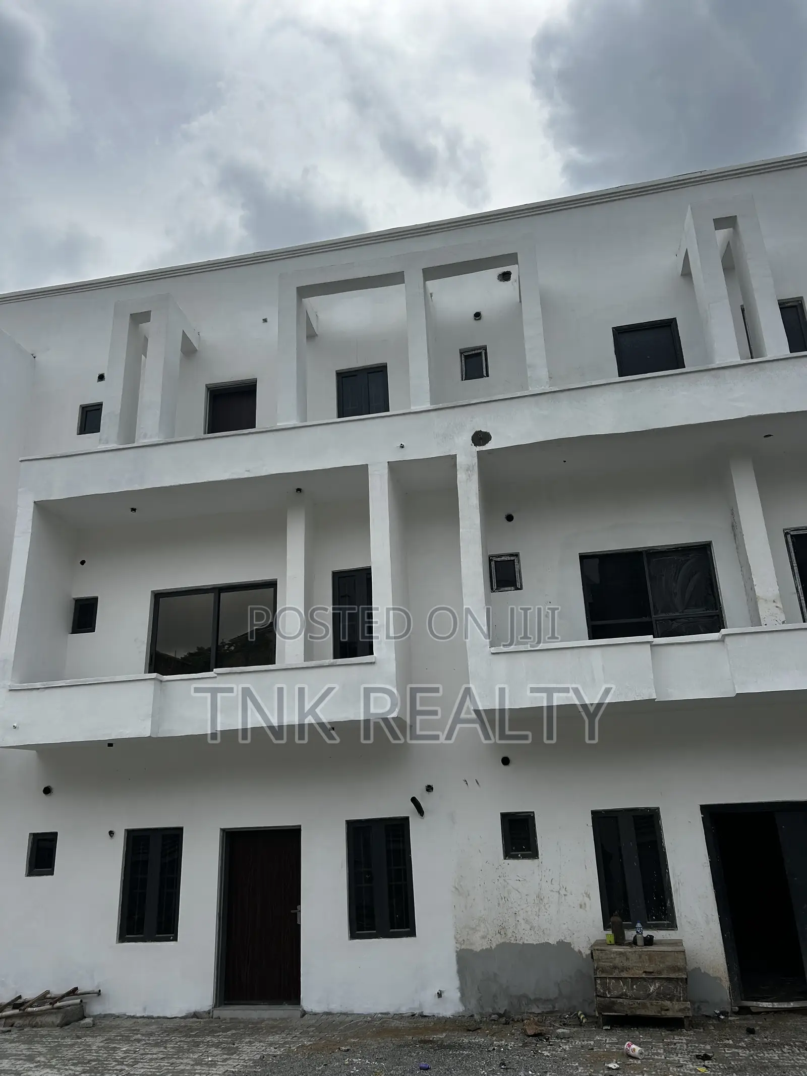 Furnished 4bdrm Townhouse/Terrace in Mabushi for sale in Mabushi