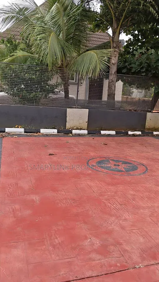 4bdrm Duplex in Dawaki Abuja for sale in Dawaki