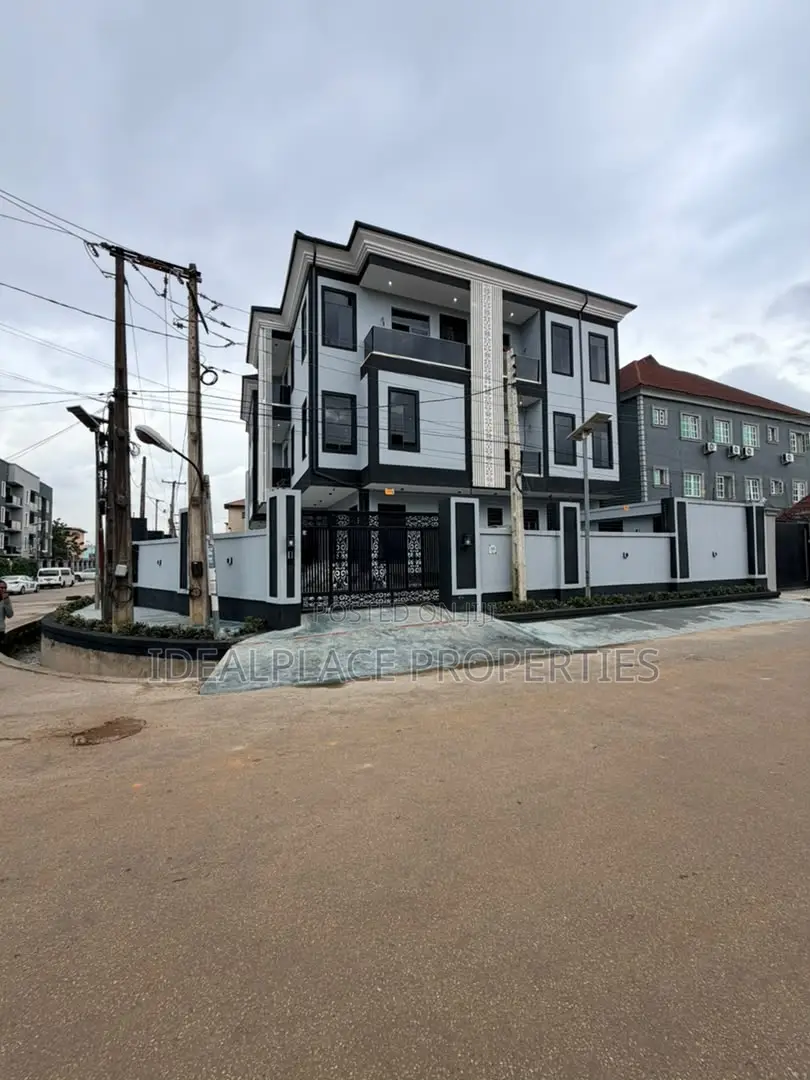 3bdrm Apartment in Opebi for sale in Opebi