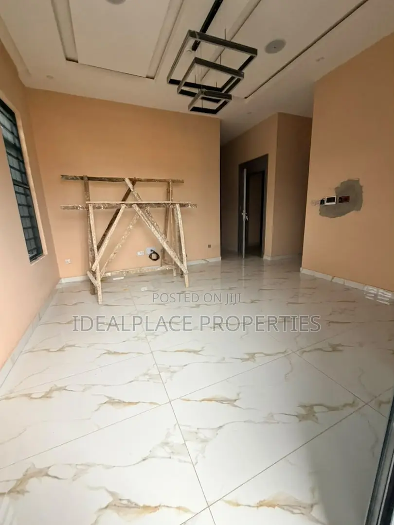 3bdrm Apartment in Opebi for sale in Opebi