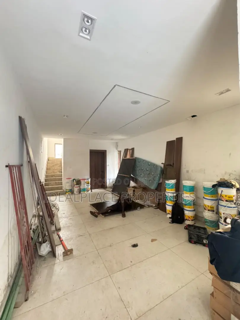 4bdrm Duplex in Adeniyi Jones for sale in Adeniyi Jones