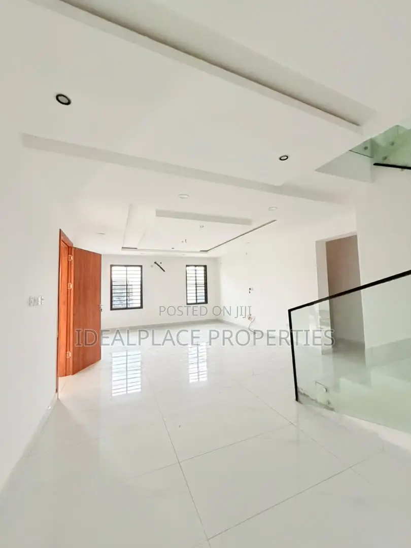 4bdrm Duplex in Isheri North for sale in Isheri North