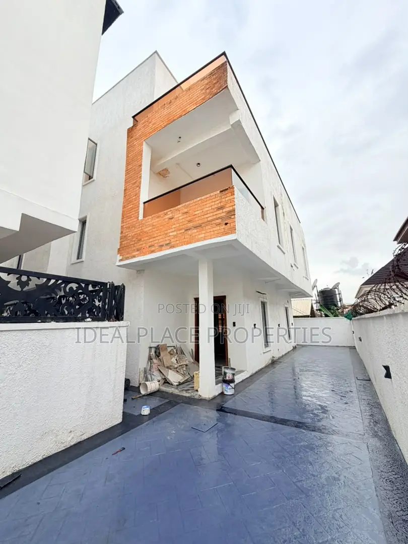 5bdrm Duplex in GRA Phase 1 for sale in GRA Phase 1