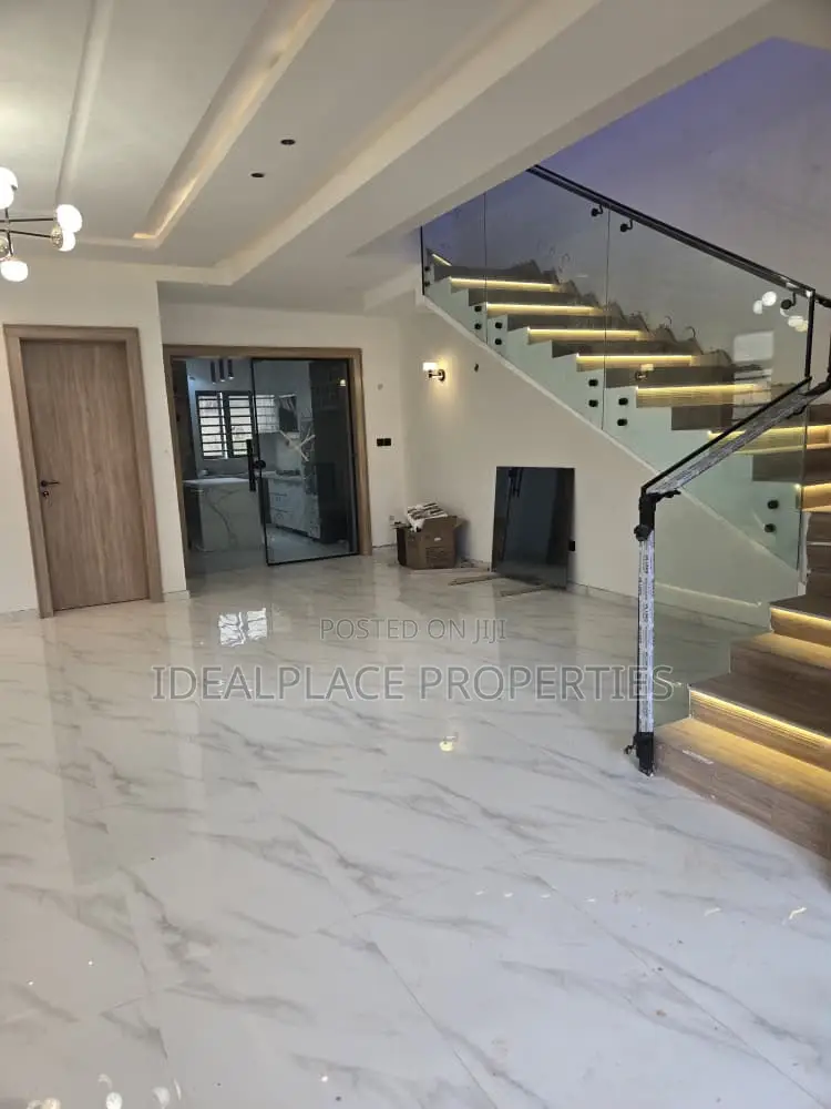 4bdrm Duplex in Obafemi-Owode for sale in Obafemi-Owode
