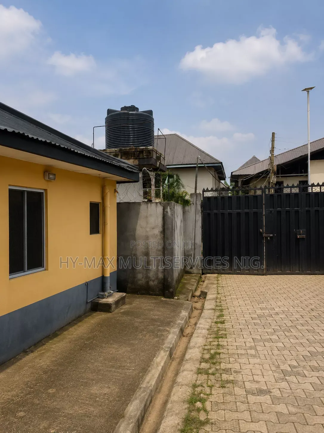 6bdrm Bungalow in Eliozu for sale in Eliozu