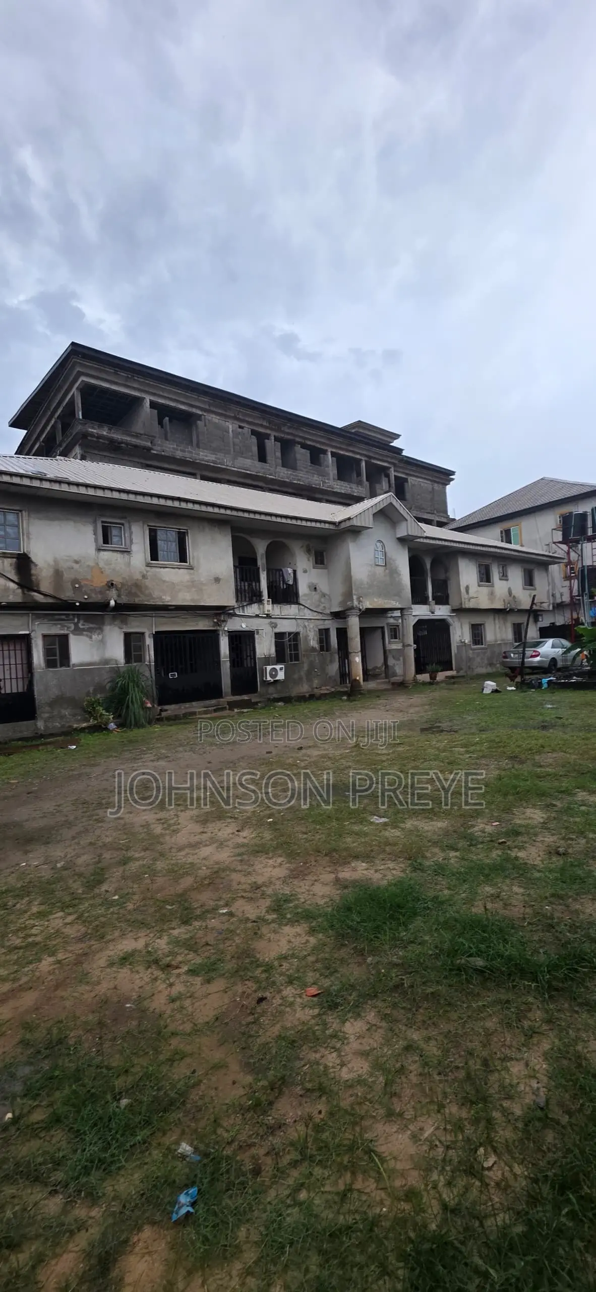 3bdrm Apartment in Majek, Sangotedo for sale in Sangotedo